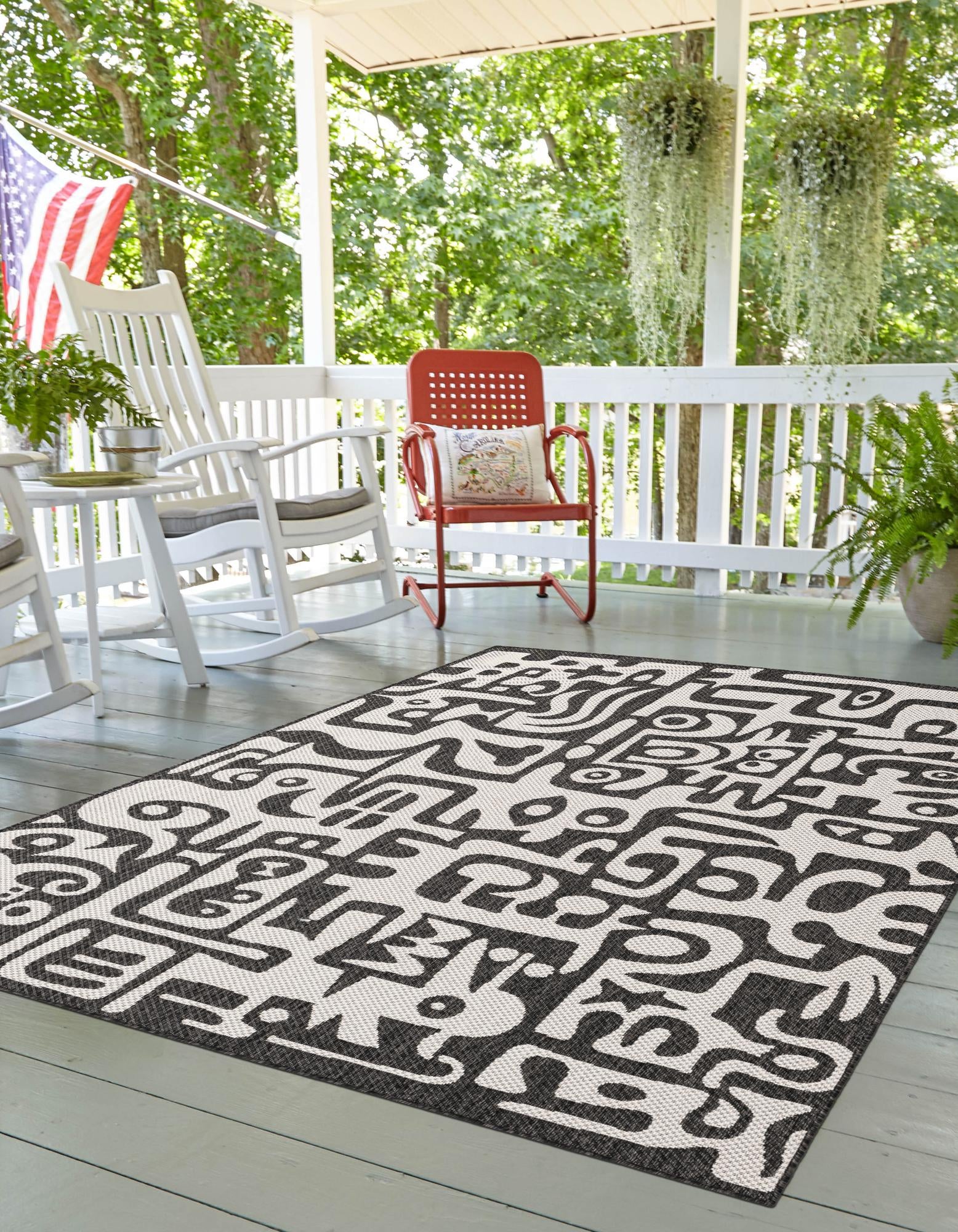 Black and White 9' x 12' Modern Indoor / Outdoor Rug | Rugs.com