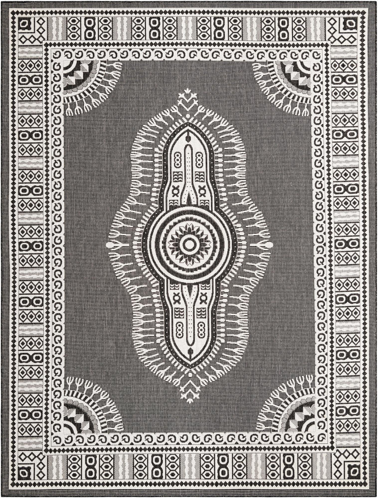  9' x 12'  Washable Traditional Indoor / Outdoor Rug