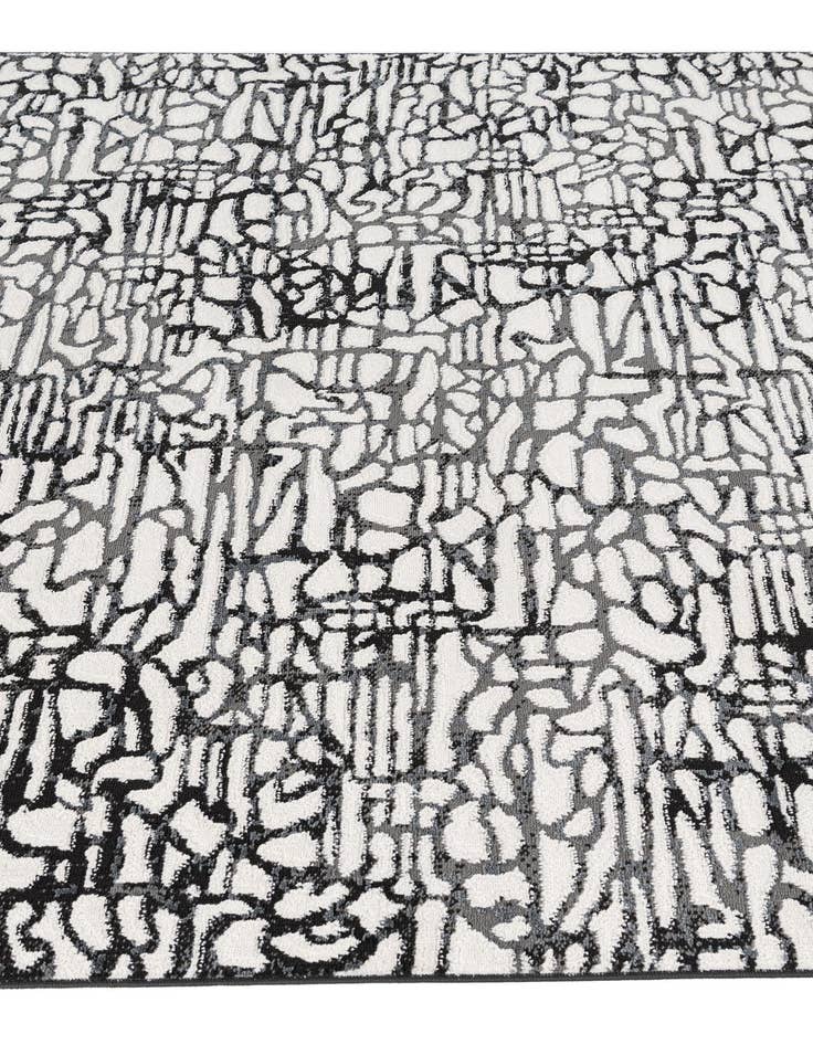 Detail image of  5' 2 x 7' 4 Savannah Rug