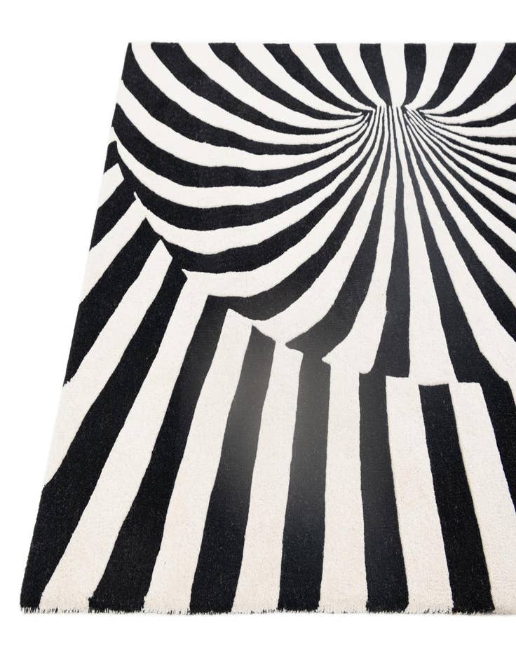 Detail image of  4' x 5' 10 Vortex Wool Rug