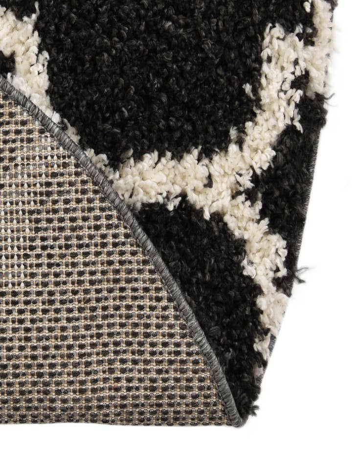 Detail image of  3' 3 x 3' 3 Athena Shag Round Rug