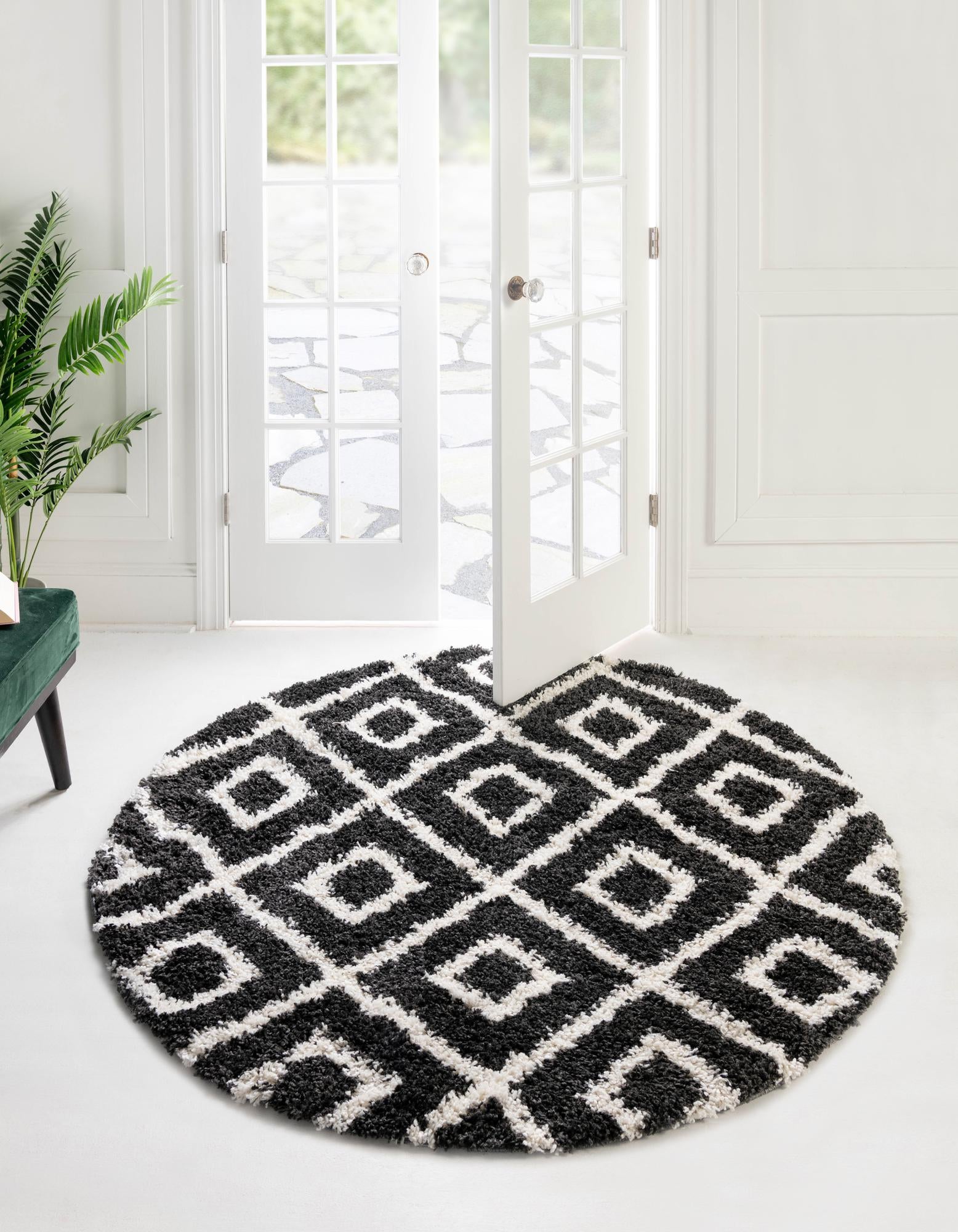  3' 3 x 3' 3 Athena Shag Round Rug