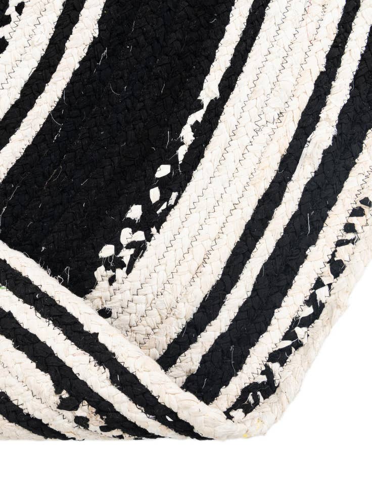 Detail image of  8' x 8'  Hand Braided Chindi Round Rug