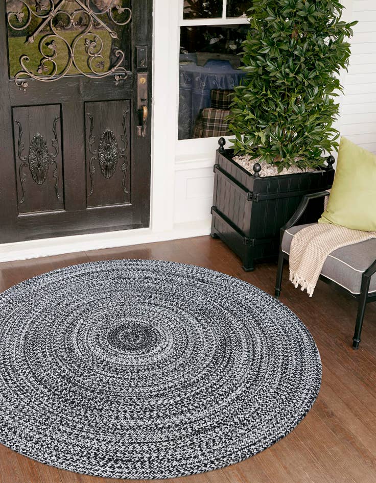 Detail image of  7' 10 x 7' 10  Hand Woven Eco Verse   Washable Indoor / Outdoor Round Rug