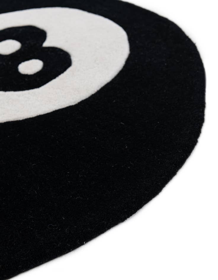 Detail image of  5' 1 x 5' 1 Hand Tufted Wool Round Rug