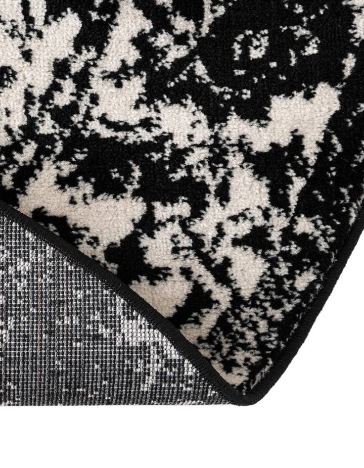 Detail image of  3' x 3' Oregon Round Rug