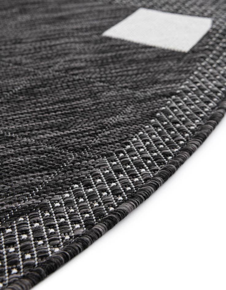 Detail image of  4' x 4'  Washable Modern Indoor / Outdoor Round Rug