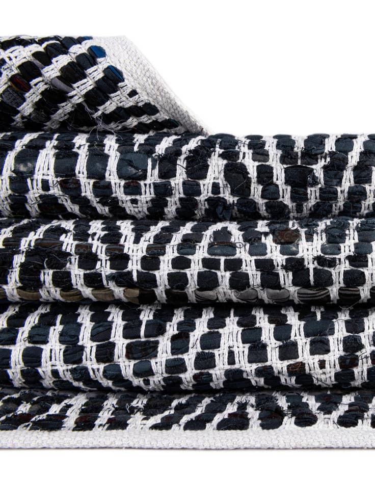 Detail image of  2' 7 x 10'  Hand Woven Chindi Chevron Runner Rug