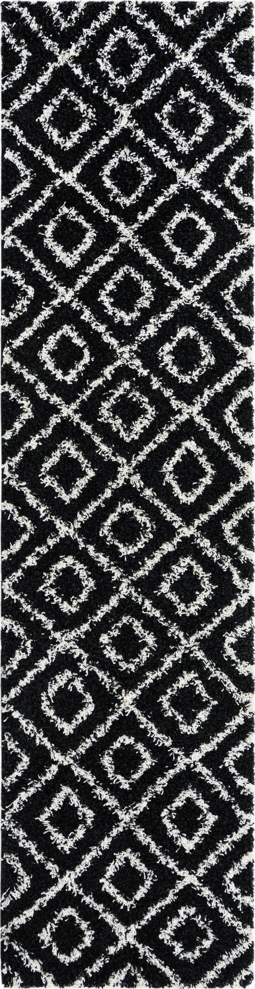 2' 7 x 10' Lattice Shag Runner Rug