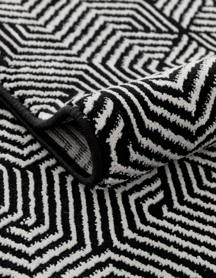 Detail image of  2' 7 x 12' Milano Runner Rug