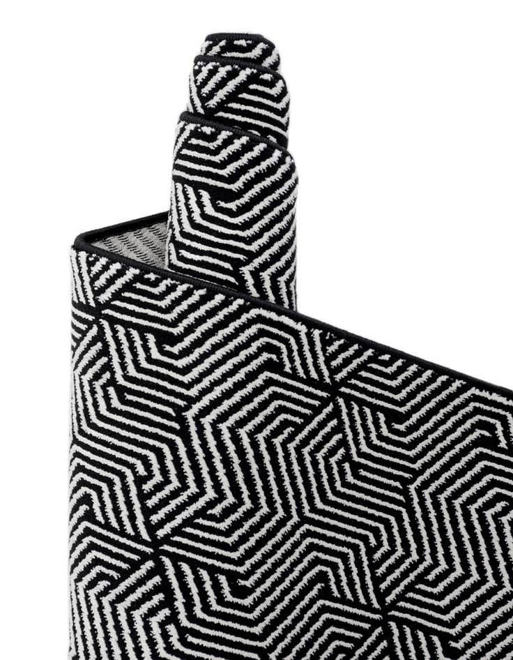 Detail image of  2' 7 x 12' Milano Runner Rug