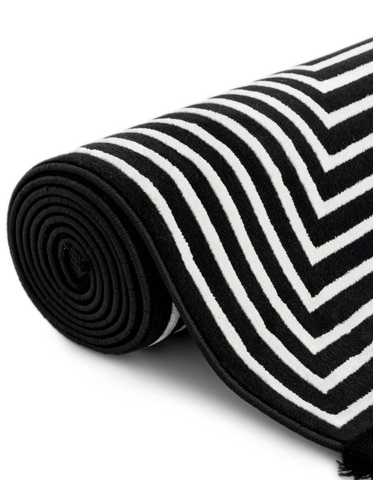 Detail image of  2' x 6' 1 Milano Runner Rug