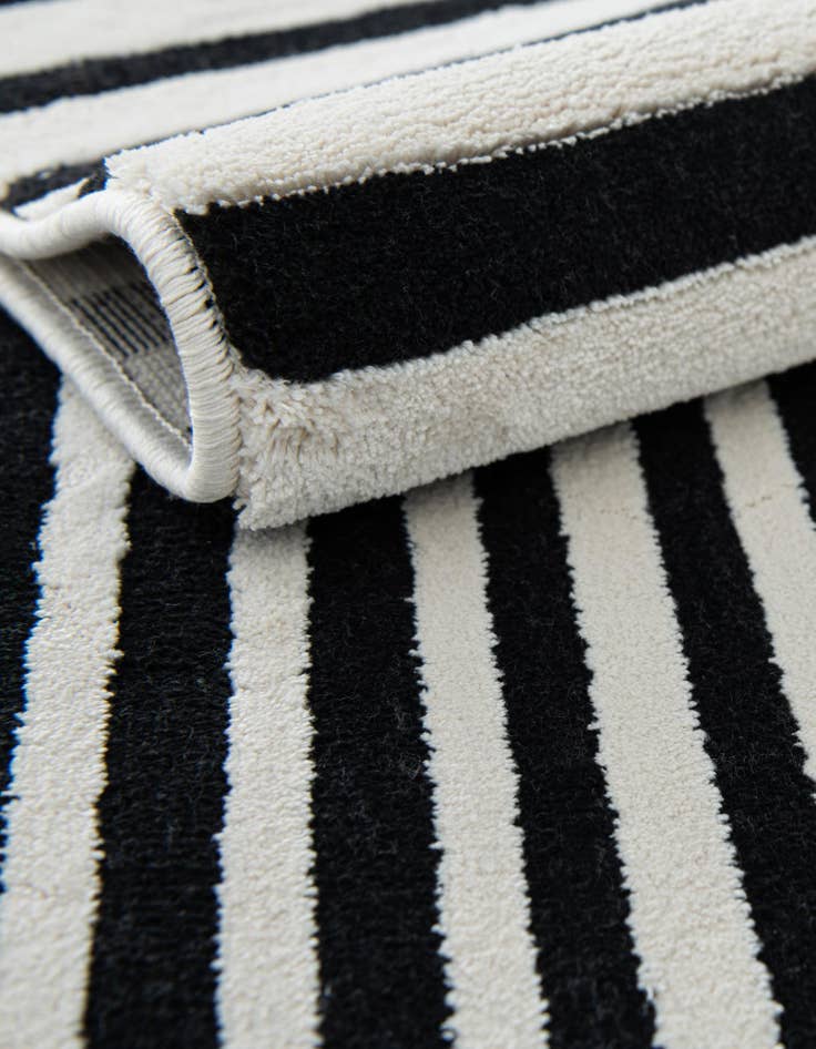 Detail image of  2' x 8' Milano Runner Rug