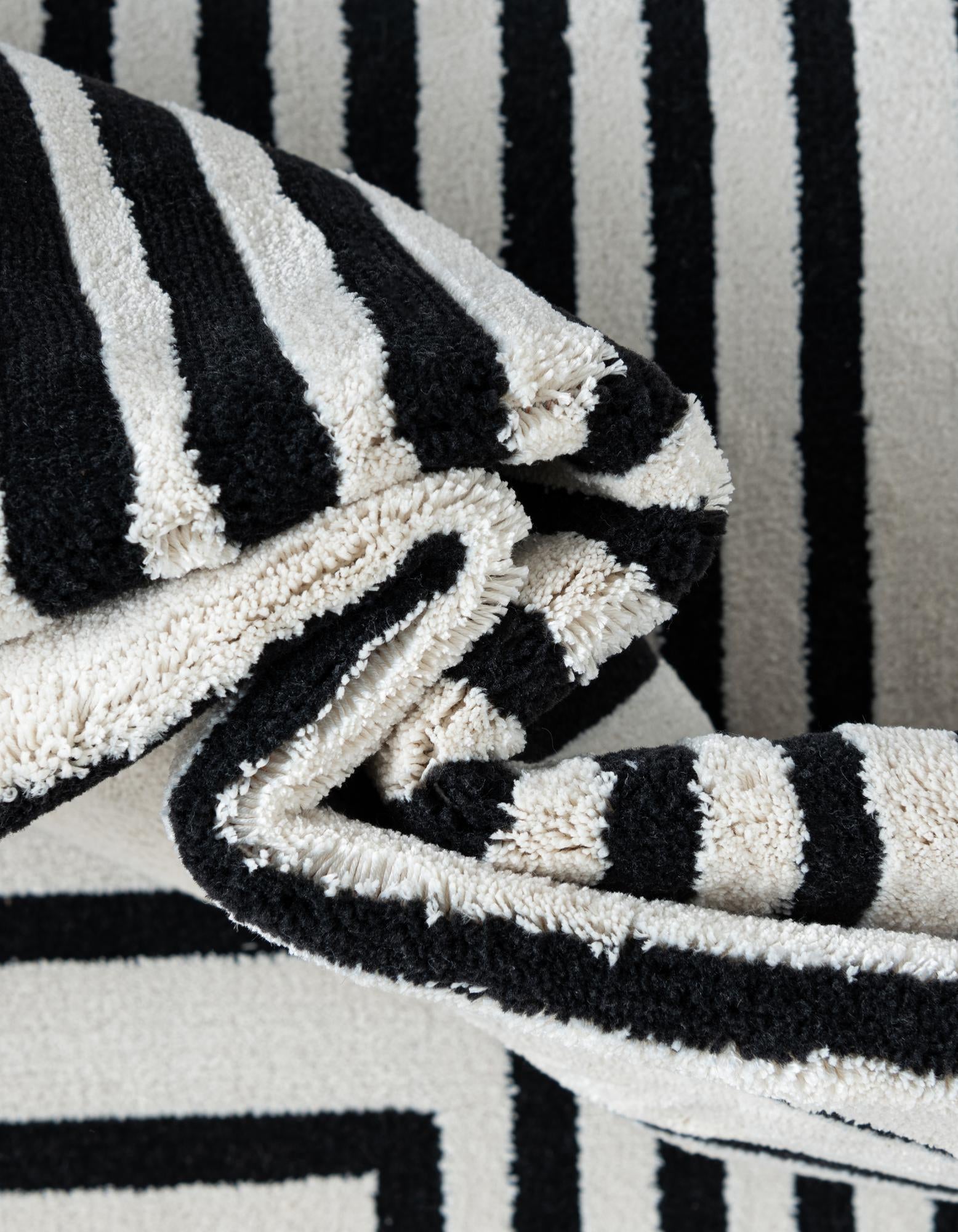  2' x 8' Milano Runner Rug