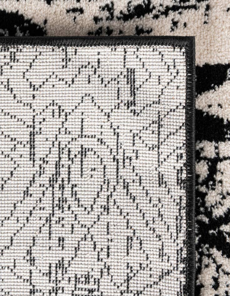 Detail image of  2' x 6' Oregon Runner Rug