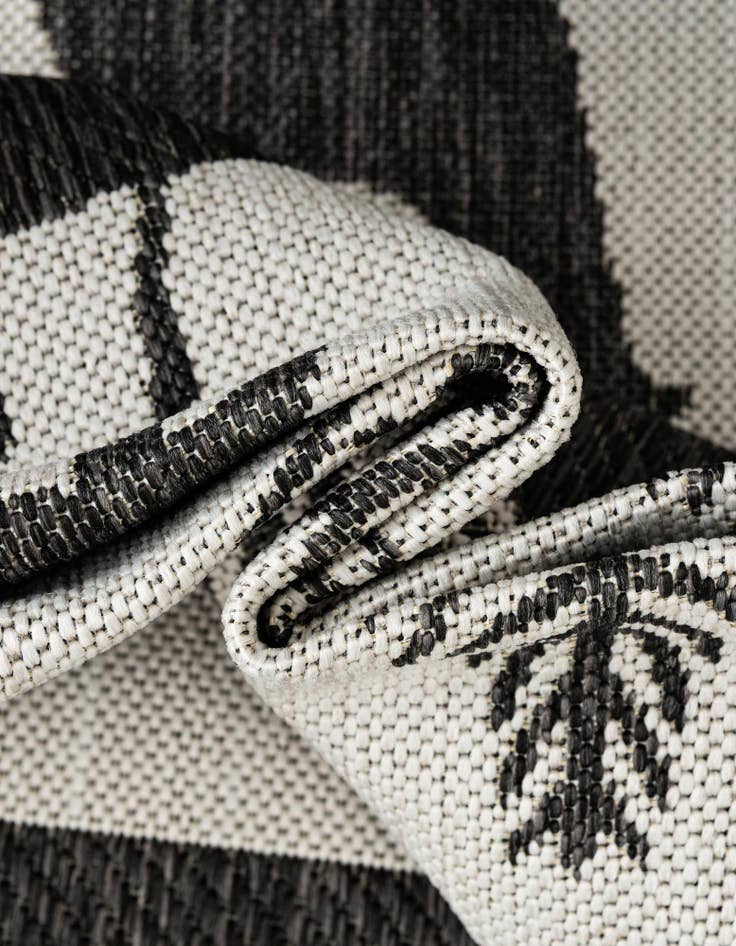 Detail image of  2' x 8'  Washable Holiday Indoor / Outdoor Runner Rug