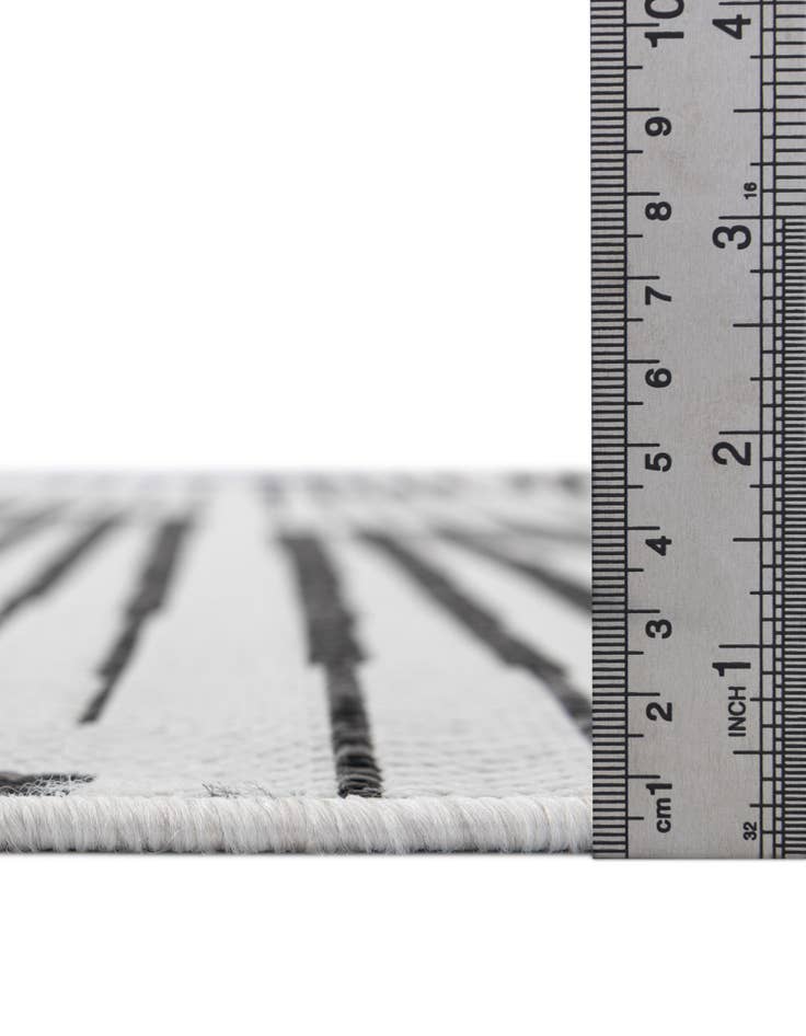 Detail image of  2' x 5' 3  Washable Modern Indoor / Outdoor Runner Rug