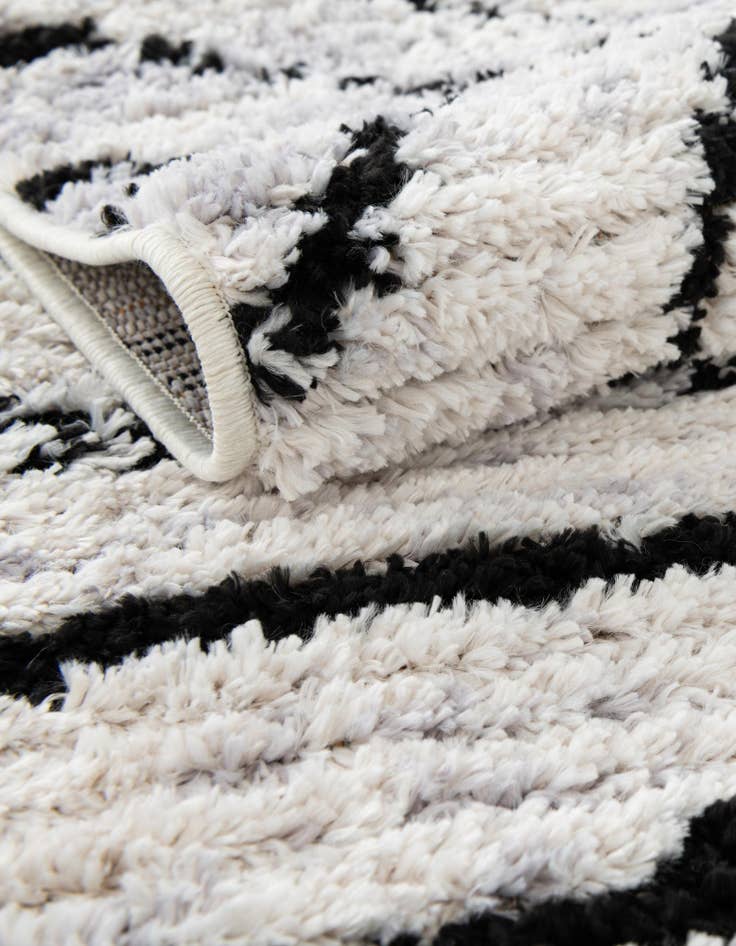 Detail image of  2' x 7' 10 Tagine Runner Rug