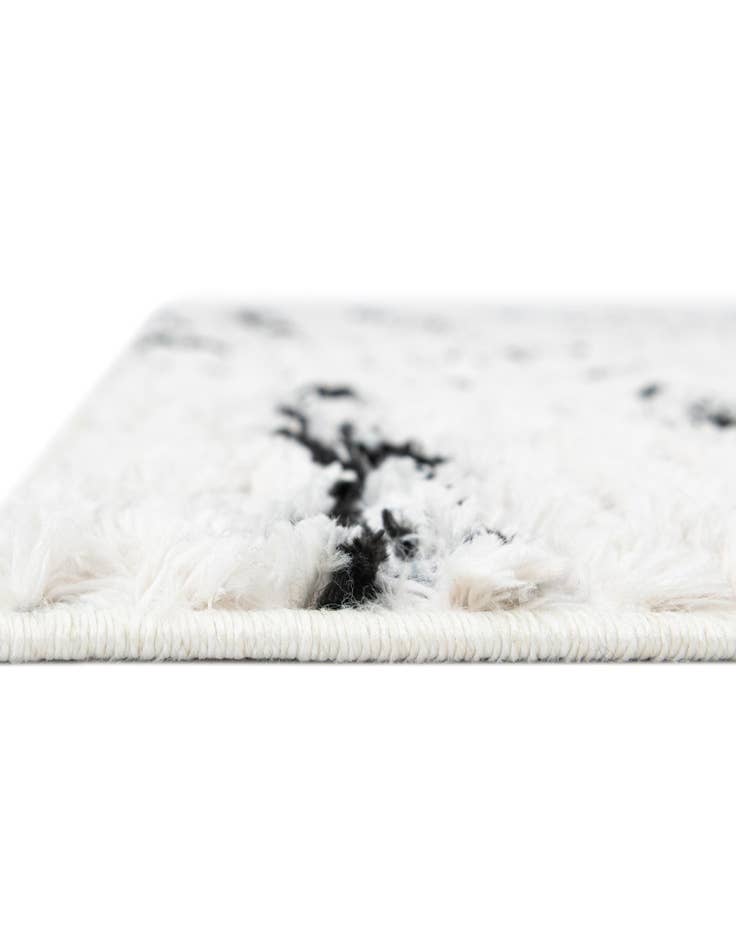 Detail image of  2' x 7' 10 Tagine Runner Rug