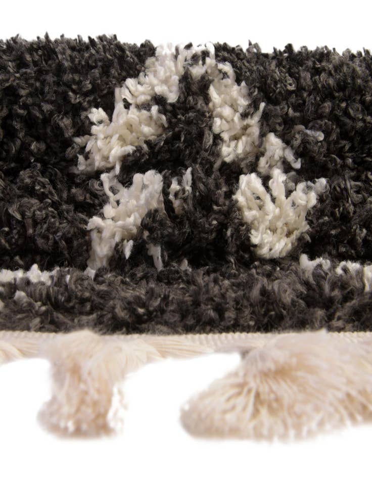 Detail image of  7' 10 x 7' 10 Athena Shag Square Rug