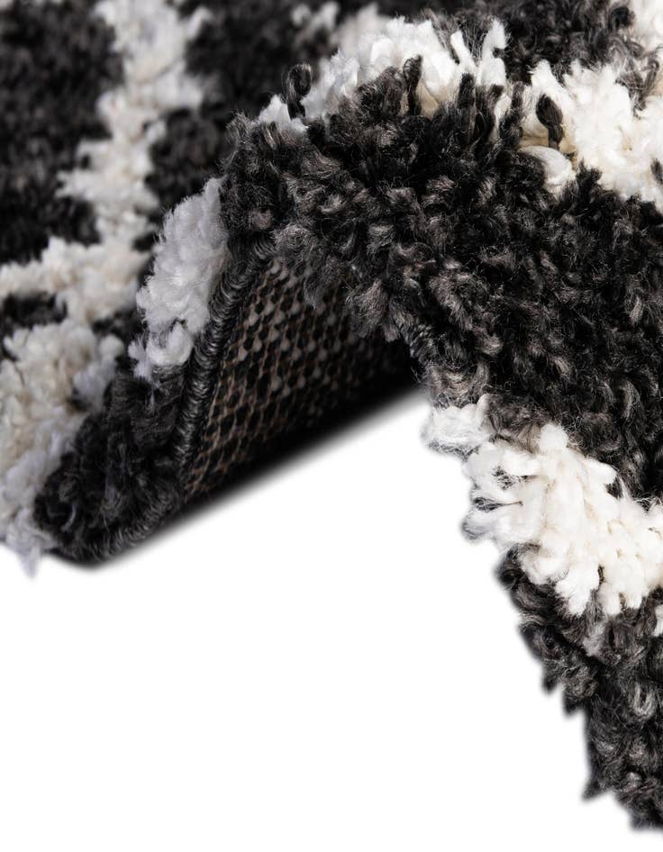 Detail image of  7' 10 x 7' 10 Athena Shag Square Rug