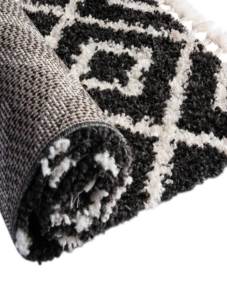 Detail image of  7' 10 x 7' 10 Athena Shag Square Rug