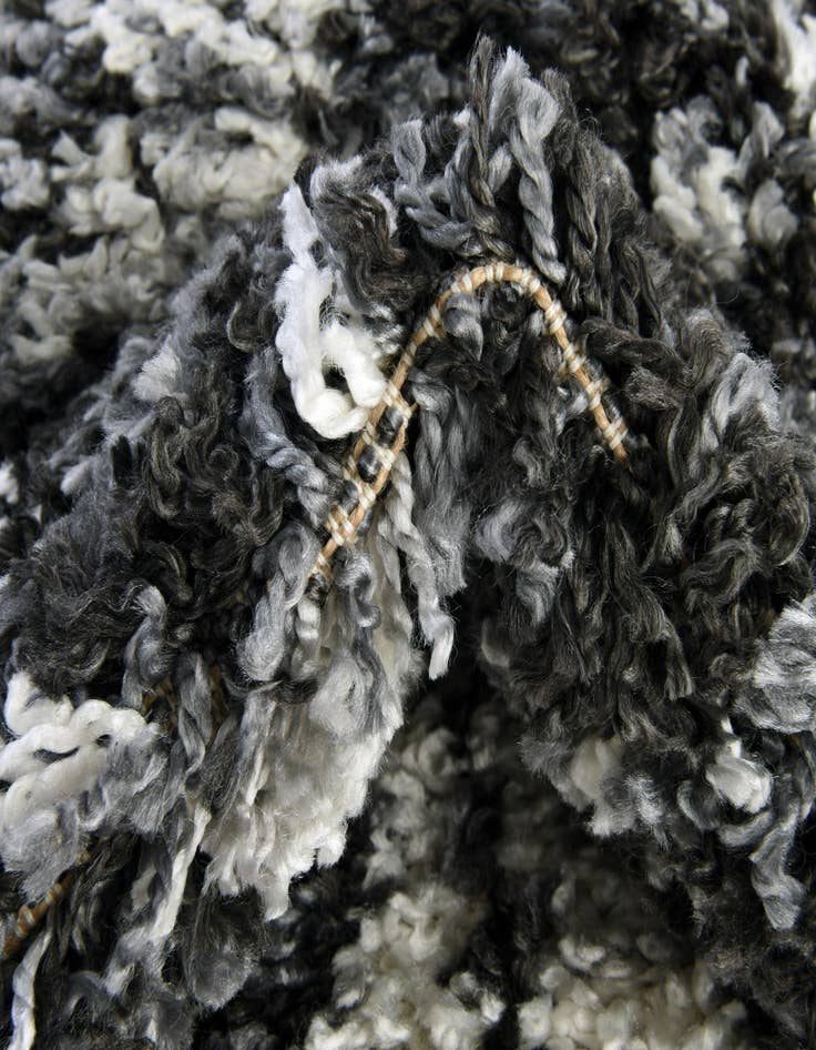 Detail image of  7' 10 x 7' 10 Athena Shag Square Rug