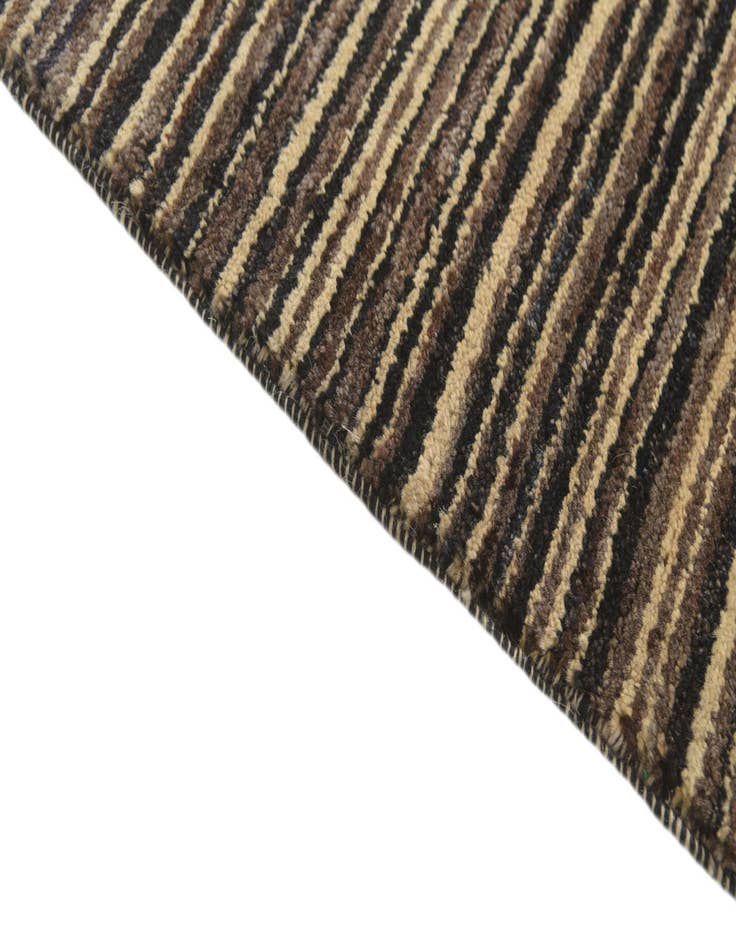 Detail image of  2' 10 x 3'  Hand Knotted Kashkuli Gabbeh Oriental Wool Square Rug