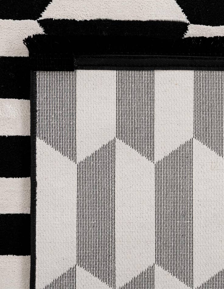 Detail image of  10' x 10' Milano Square Rug