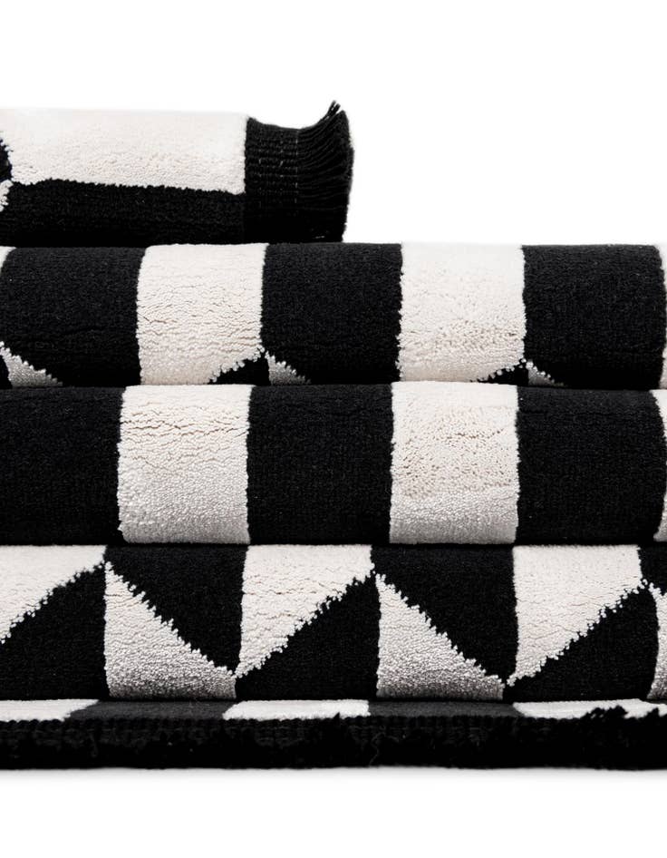 Detail image of  10' x 10' Milano Square Rug