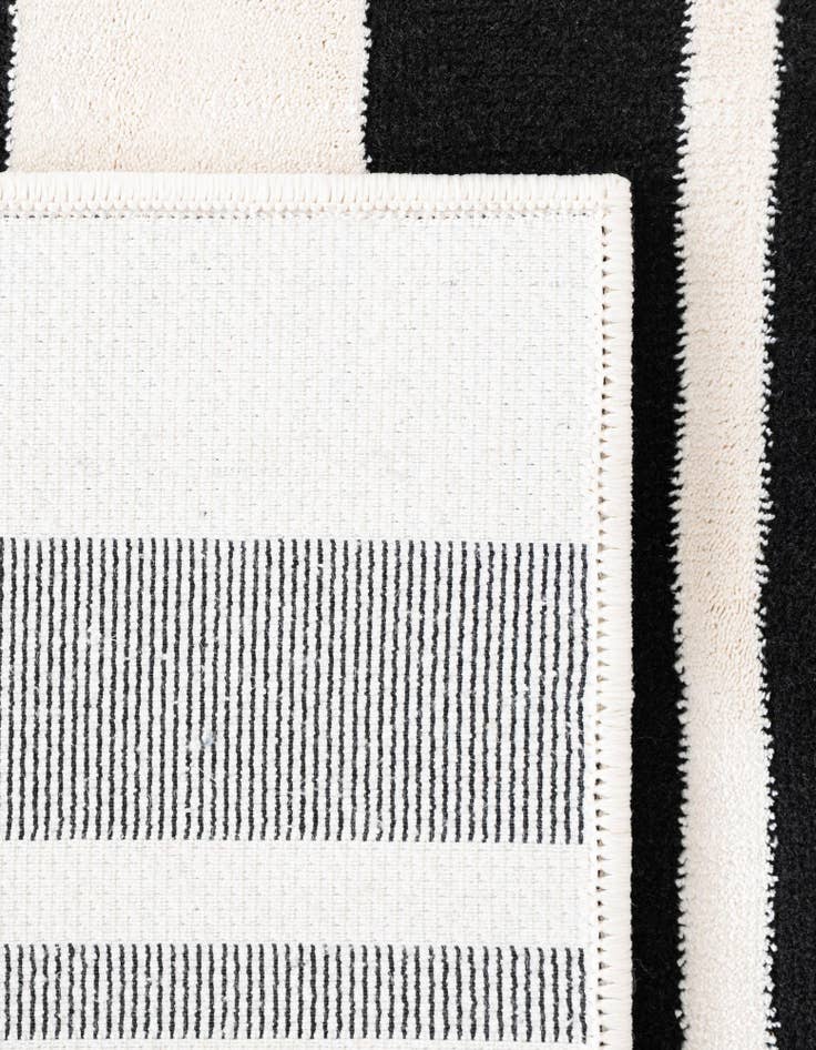 Detail image of  9' 10 x 9' 10 Milano Square Rug