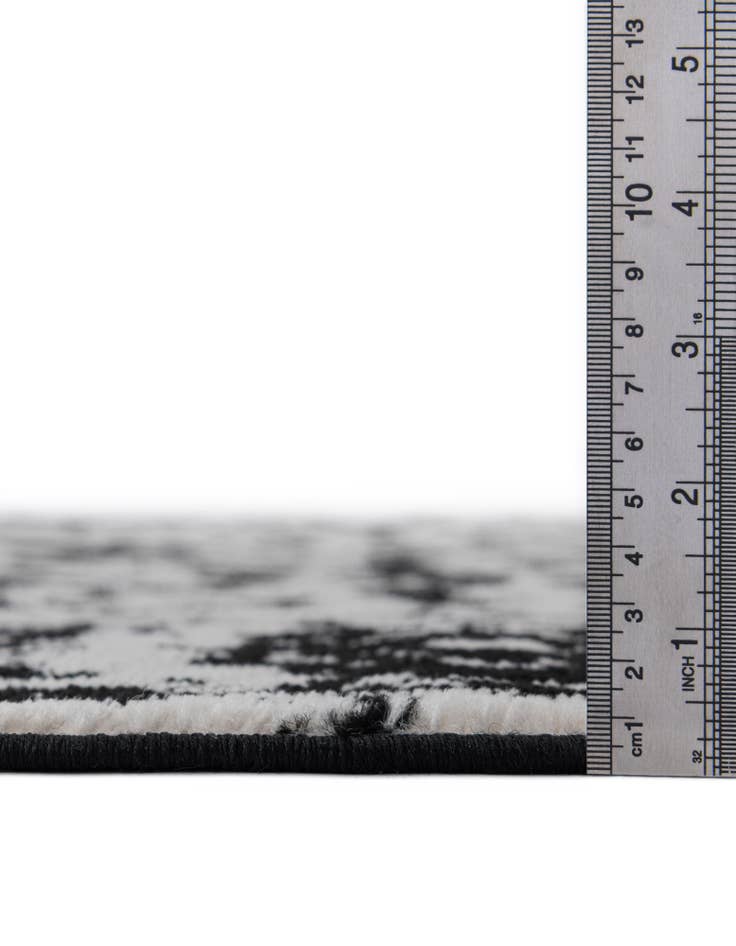 Detail image of  4' x 4' Oregon Square Rug