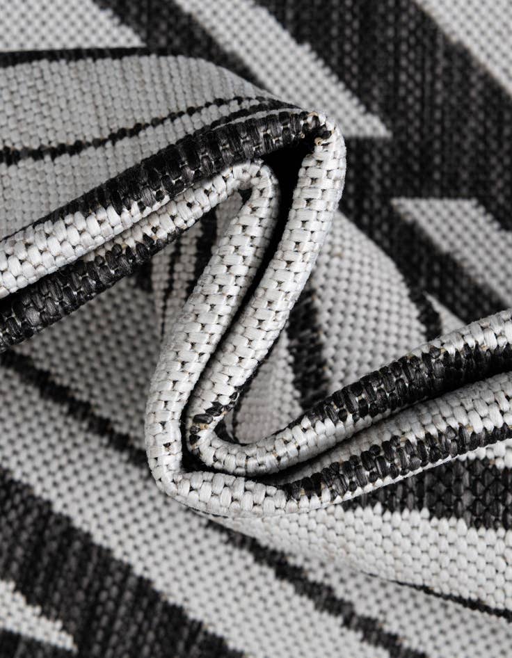 Detail image of  13' x 13'  Washable Modern Indoor / Outdoor Square Rug