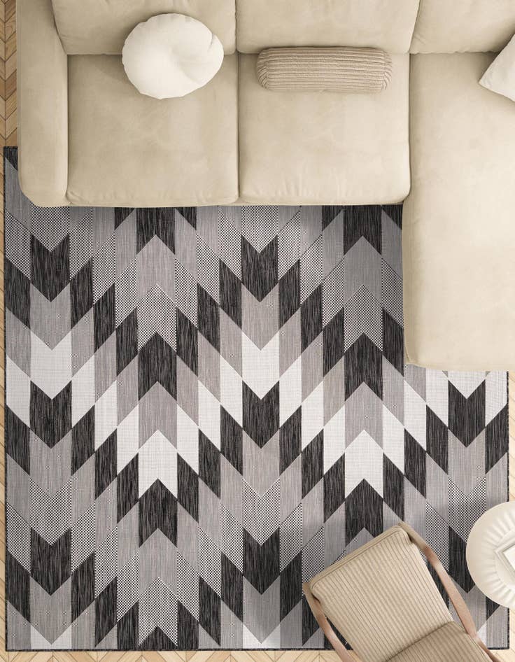 Detail image of  7' 10 x 7' 10  Washable Modern Indoor / Outdoor Square Rug