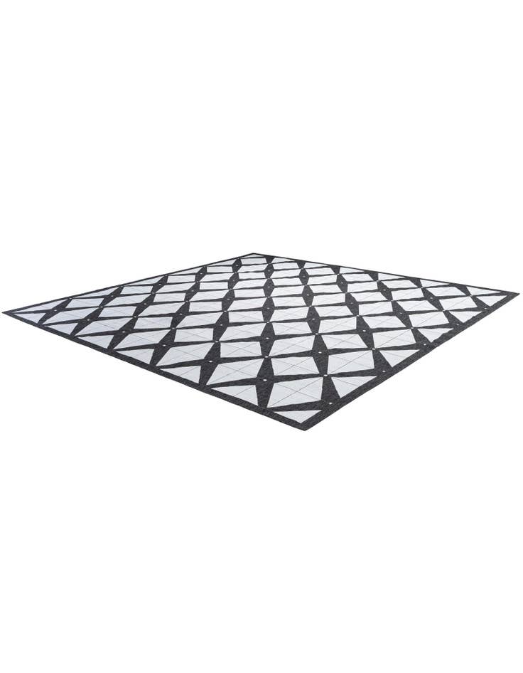 Detail image of  13' x 13'  Washable Modern Indoor / Outdoor Square Rug