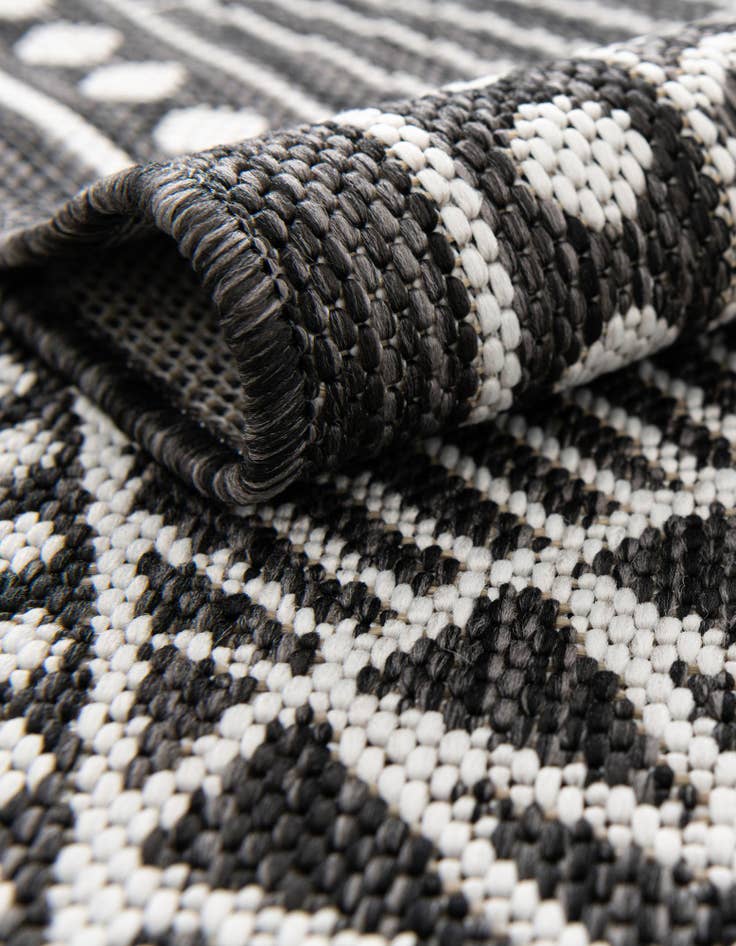 Detail image of  13' x 13'  Washable Traditional Indoor / Outdoor Square Rug