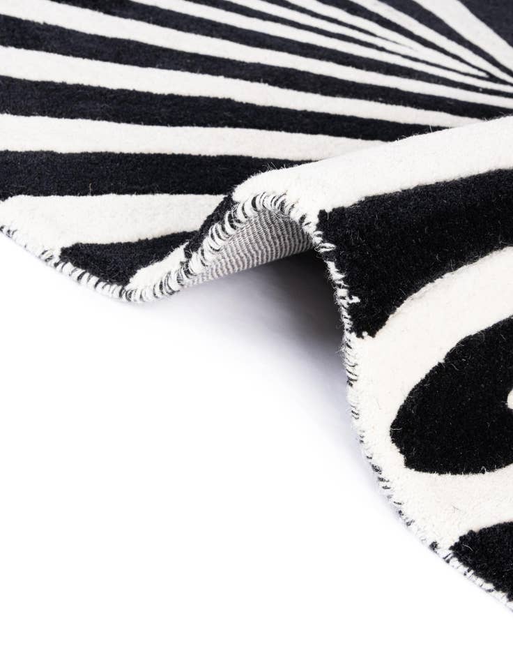 Detail image of  7' 10 x 7' 10 Vortex Wool Square Rug