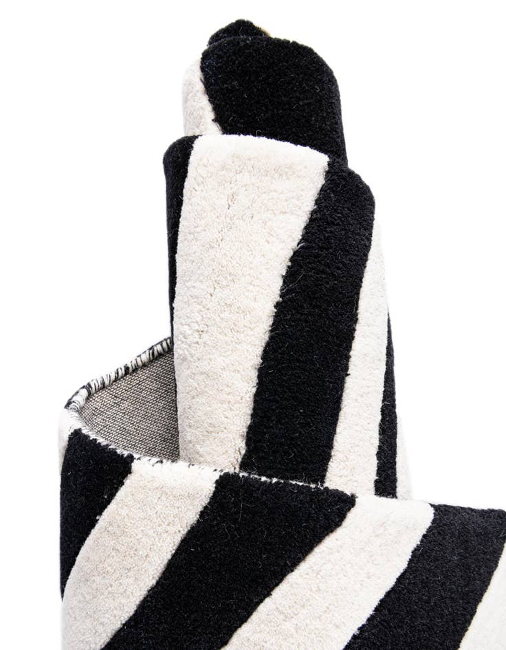 Detail image of  7' 10 x 7' 10 Vortex Wool Square Rug