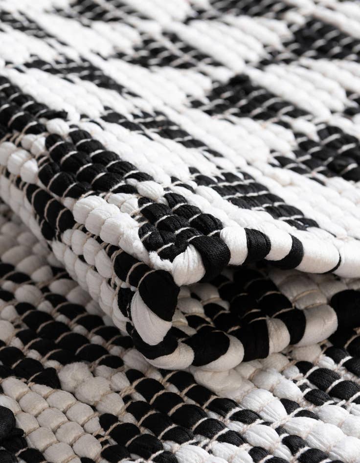 Detail image of  0' 9 x 2' 6  Hand Woven Chindi Jute Stair Rug