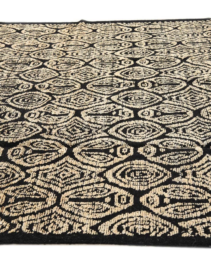 Detail image of  8' 9 x 10' 1  Hand Knotted Darya Wool Rug