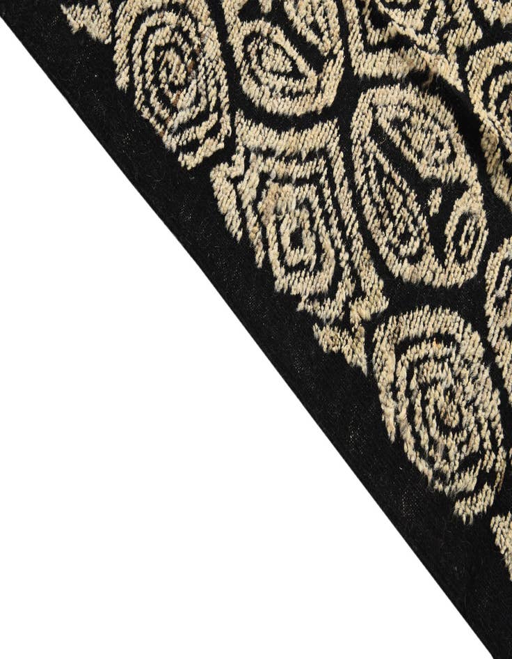 Detail image of  9' 2 x 12' 6  Hand Knotted Darya Wool Rug