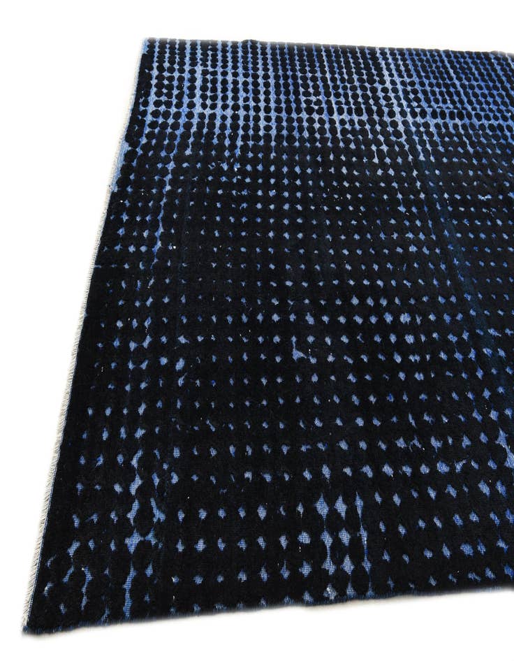 Detail image of  8' x 10' 4  Hand Knotted Darya Wool Rug