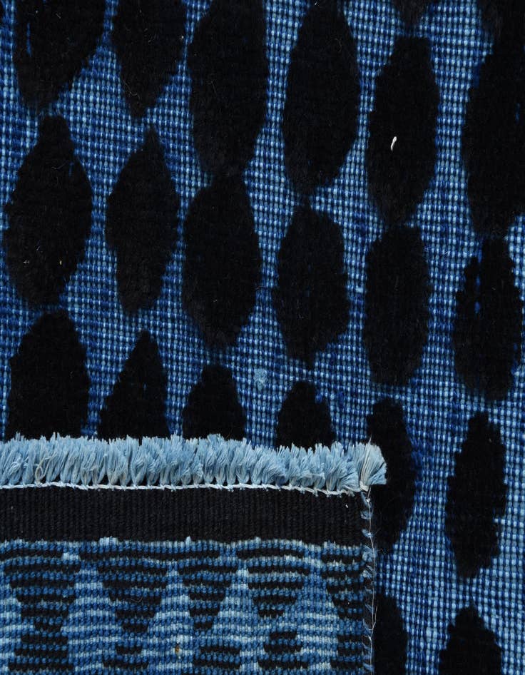 Detail image of  7' 8 x 10' 2  Hand Knotted Darya Wool Rug