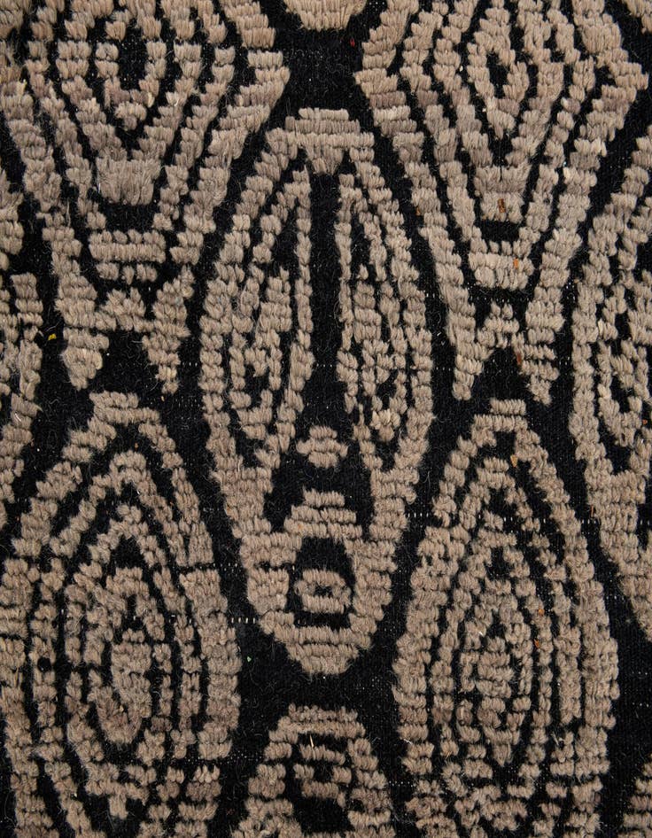Detail image of  9' x 12' 5  Hand Knotted Darya Wool Rug