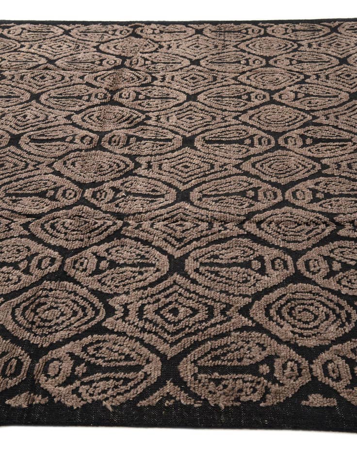 Detail image of  8' 2 x 10' 5  Hand Knotted Darya Wool Rug