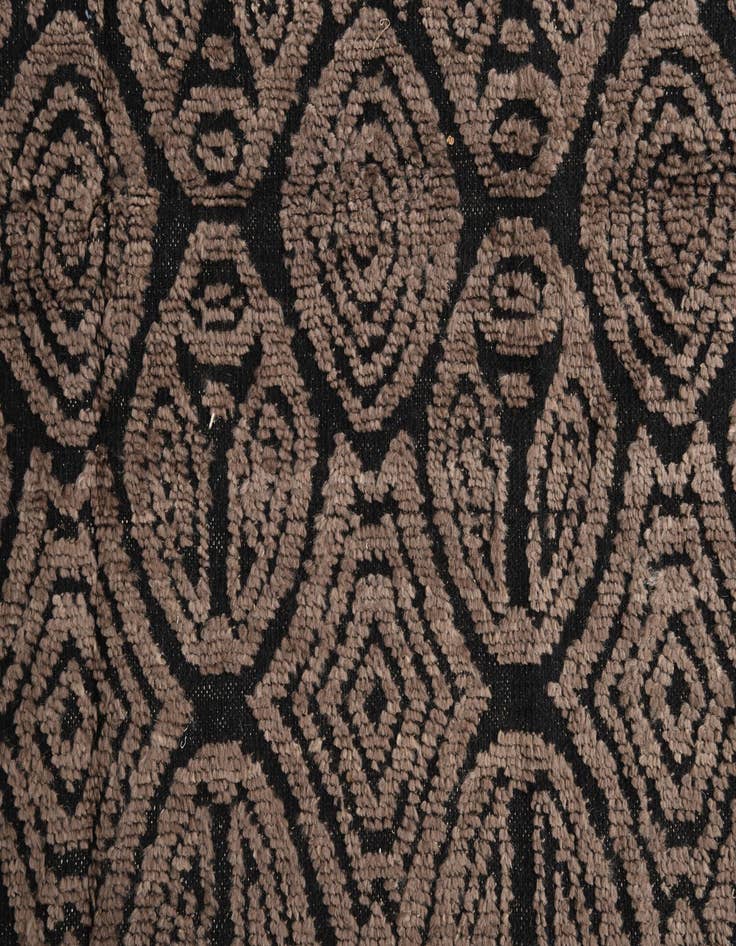 Detail image of  8' 2 x 10' 5  Hand Knotted Darya Wool Rug