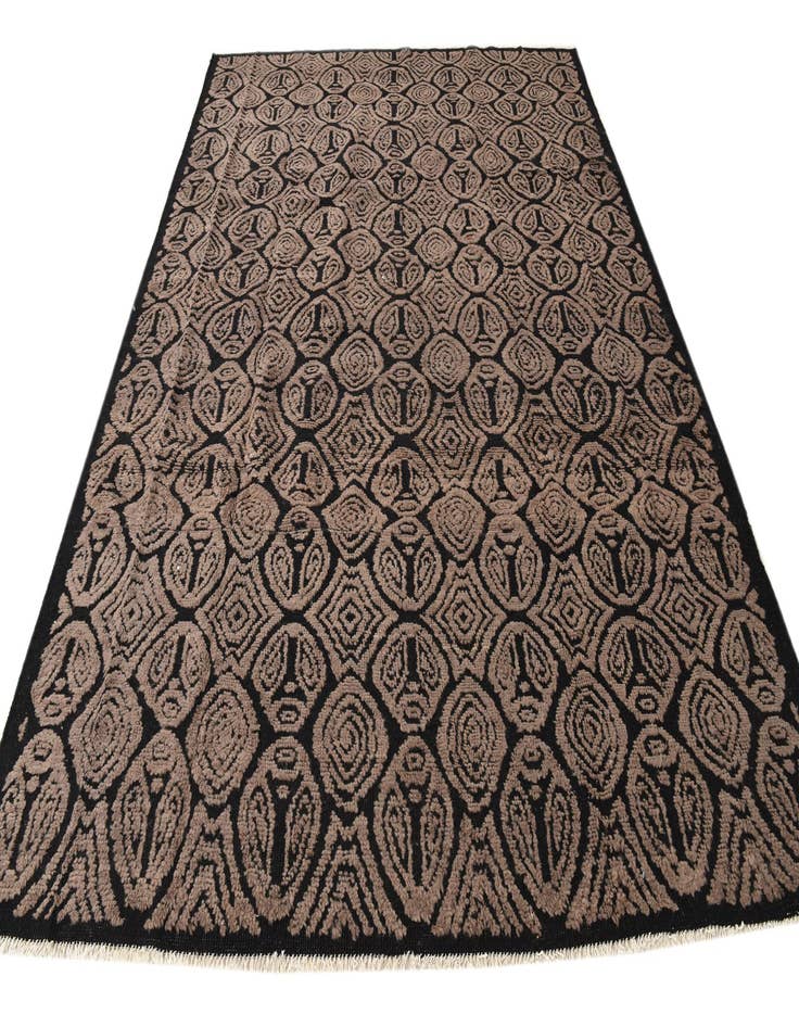 Detail image of  8' 4 x 11'  Hand Knotted Darya Wool Rug