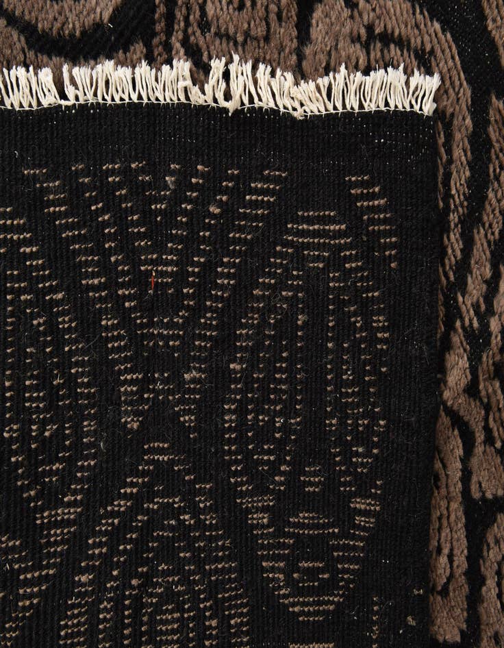 Detail image of  8' 4 x 11'  Hand Knotted Darya Wool Rug