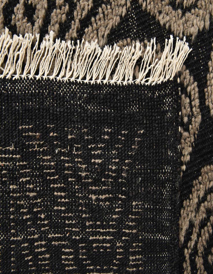 Detail image of  8' 8 x 12' 3  Hand Knotted Darya Wool Rug