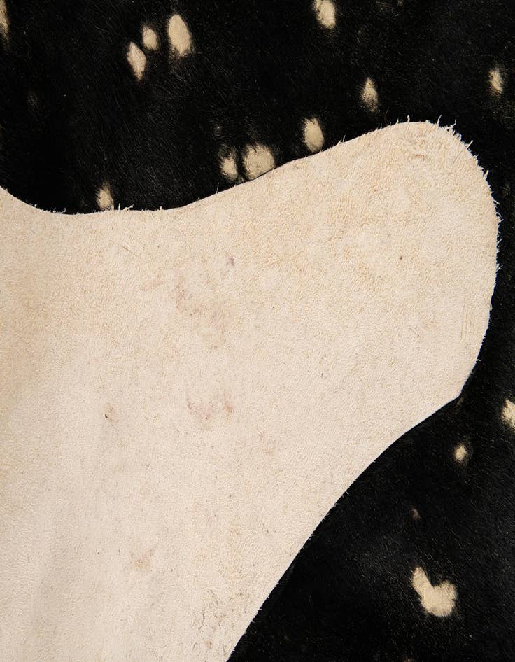 Detail image of  6' 9 x 6' 10 Cowhide Leather Freeform Rug